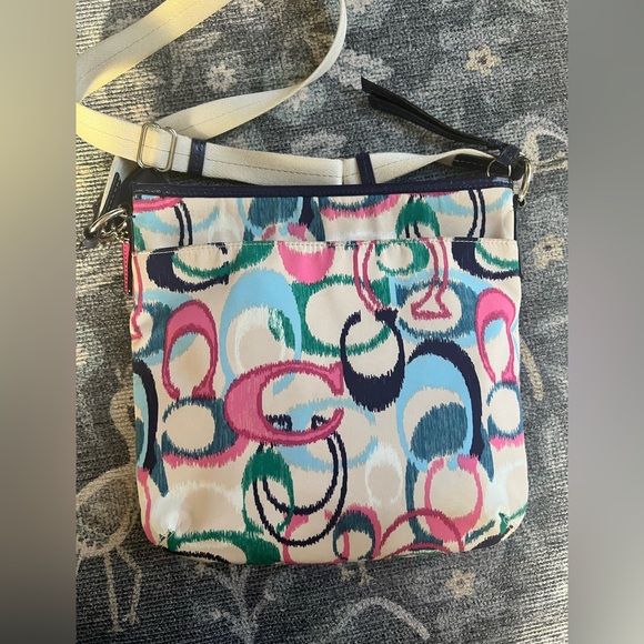 Coach Scribble IKAT Logo multi colored on tan background Crossbody Bag - Picture 4 of 11